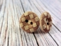 Preview: Kokosnuss Knopf Natur Ohrstecker mit Karo Muster